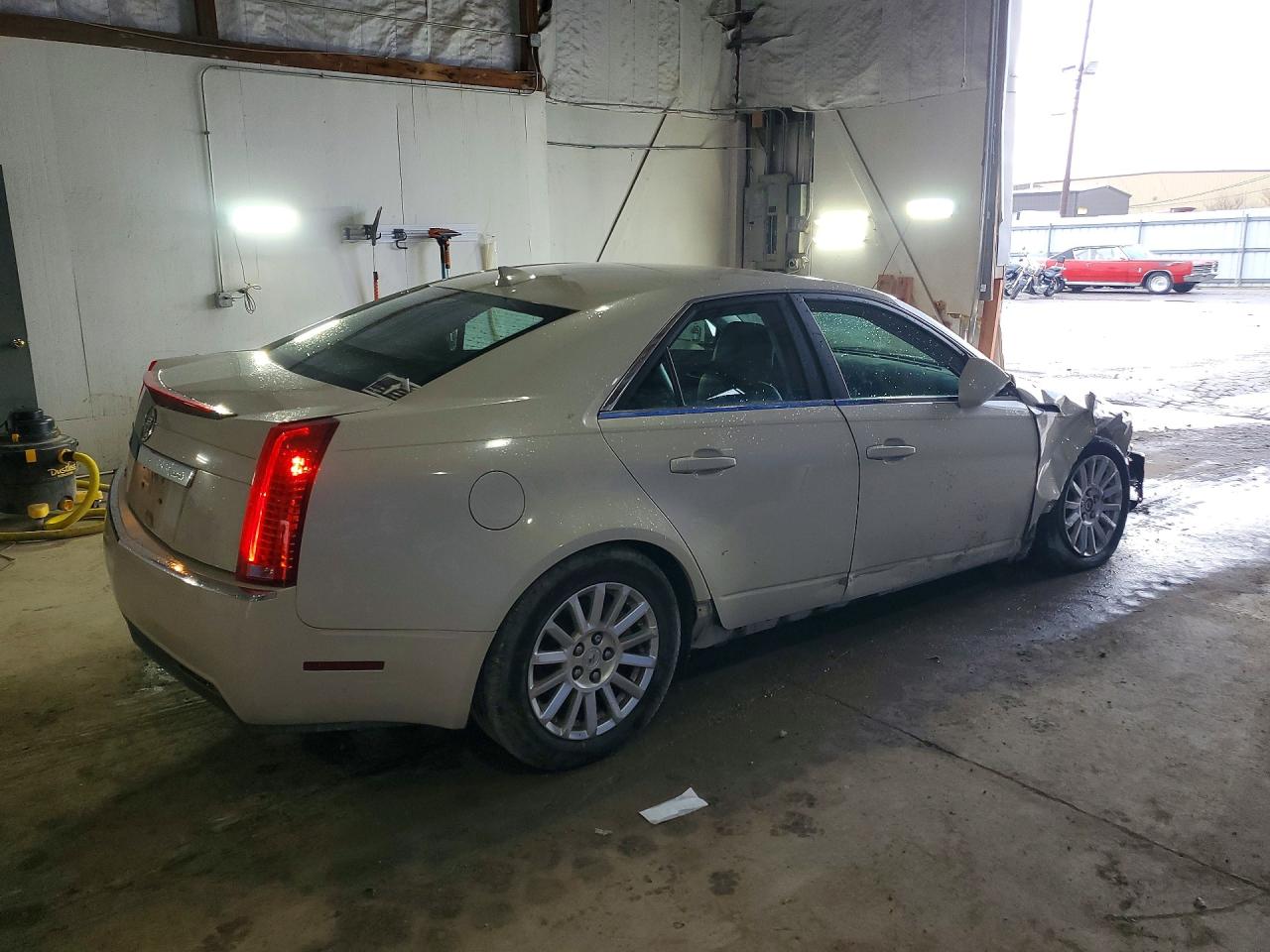 2011 CADILLAC CTS photo 5