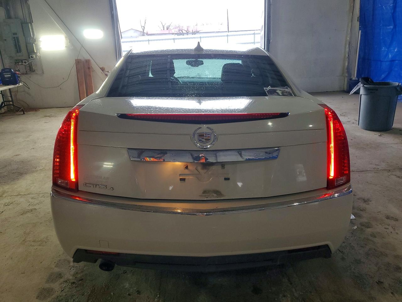 2011 CADILLAC CTS photo 11
