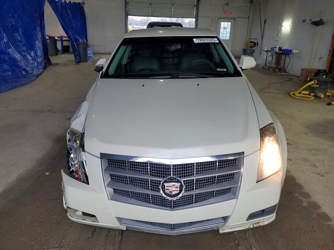 2011 CADILLAC CTS photo 9