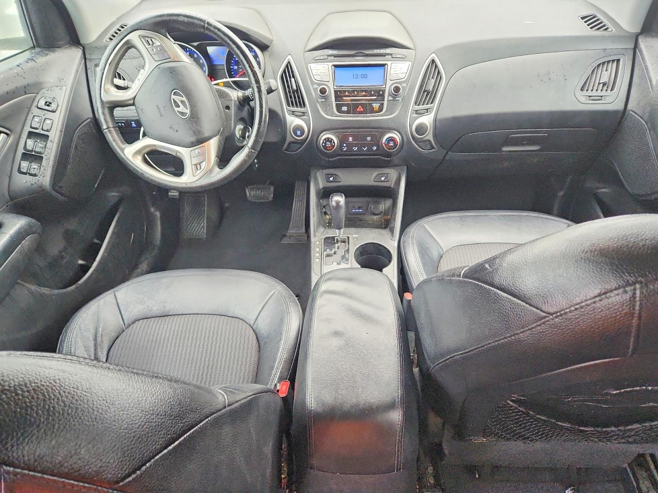 2012 HYUNDAI TUCSON GLS photo 22