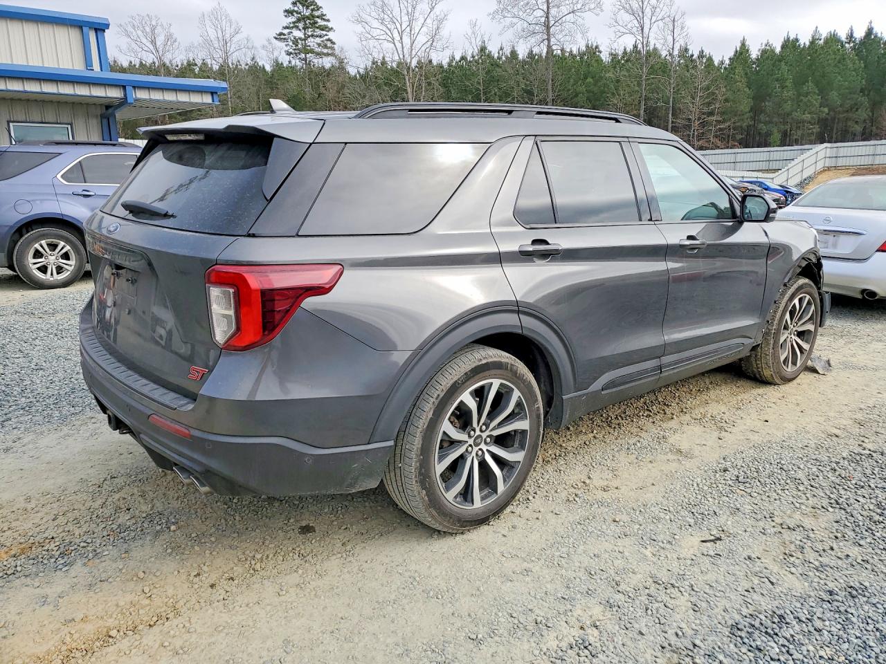 2020 FORD EXPLORER ST photo 5