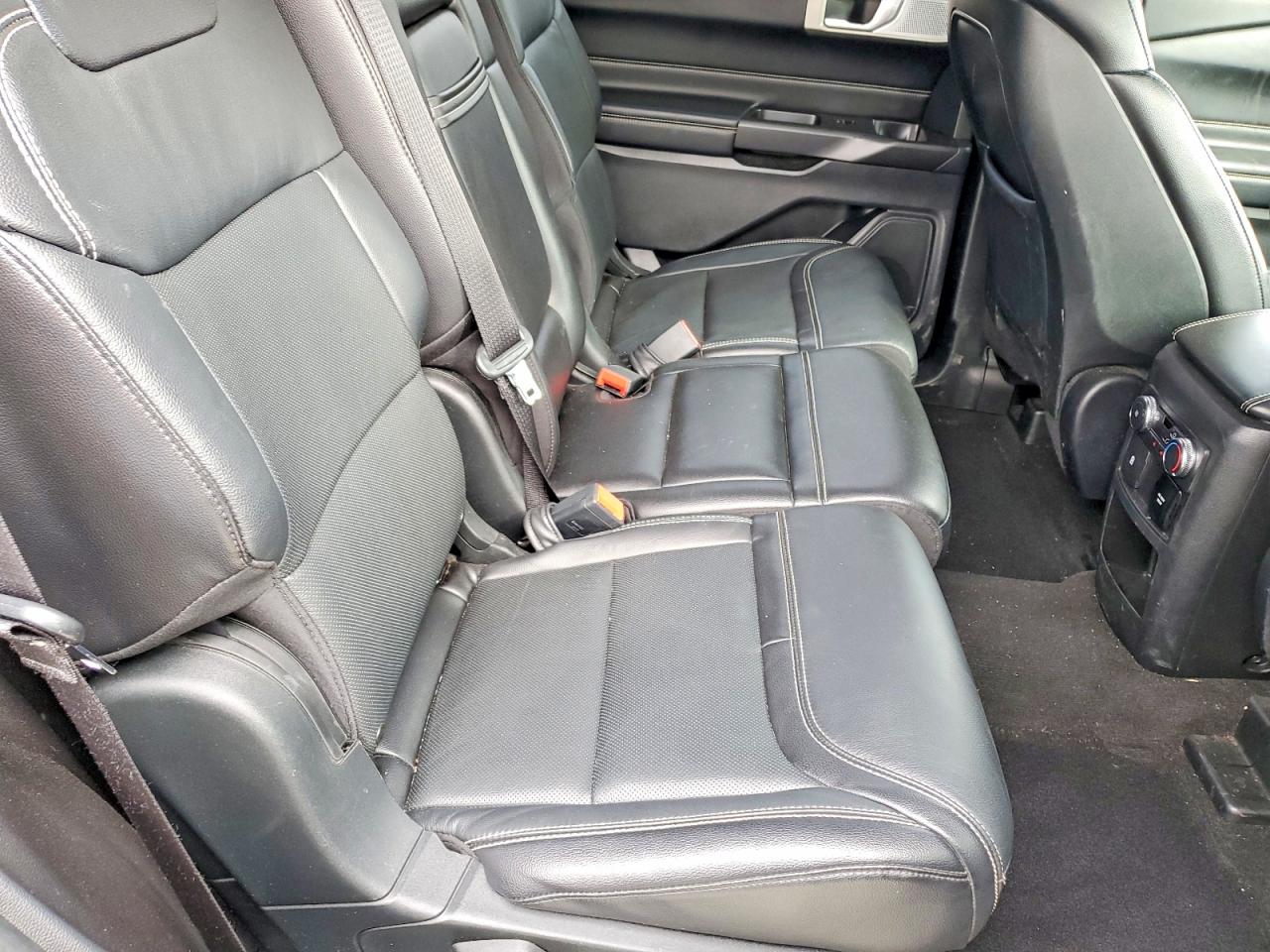 2020 FORD EXPLORER ST photo 21