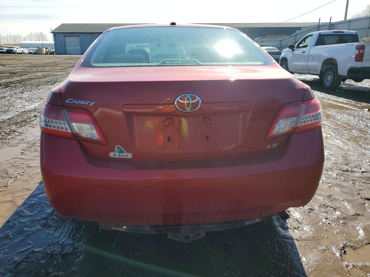 2011 TOYOTA CAMRY LE photo 11