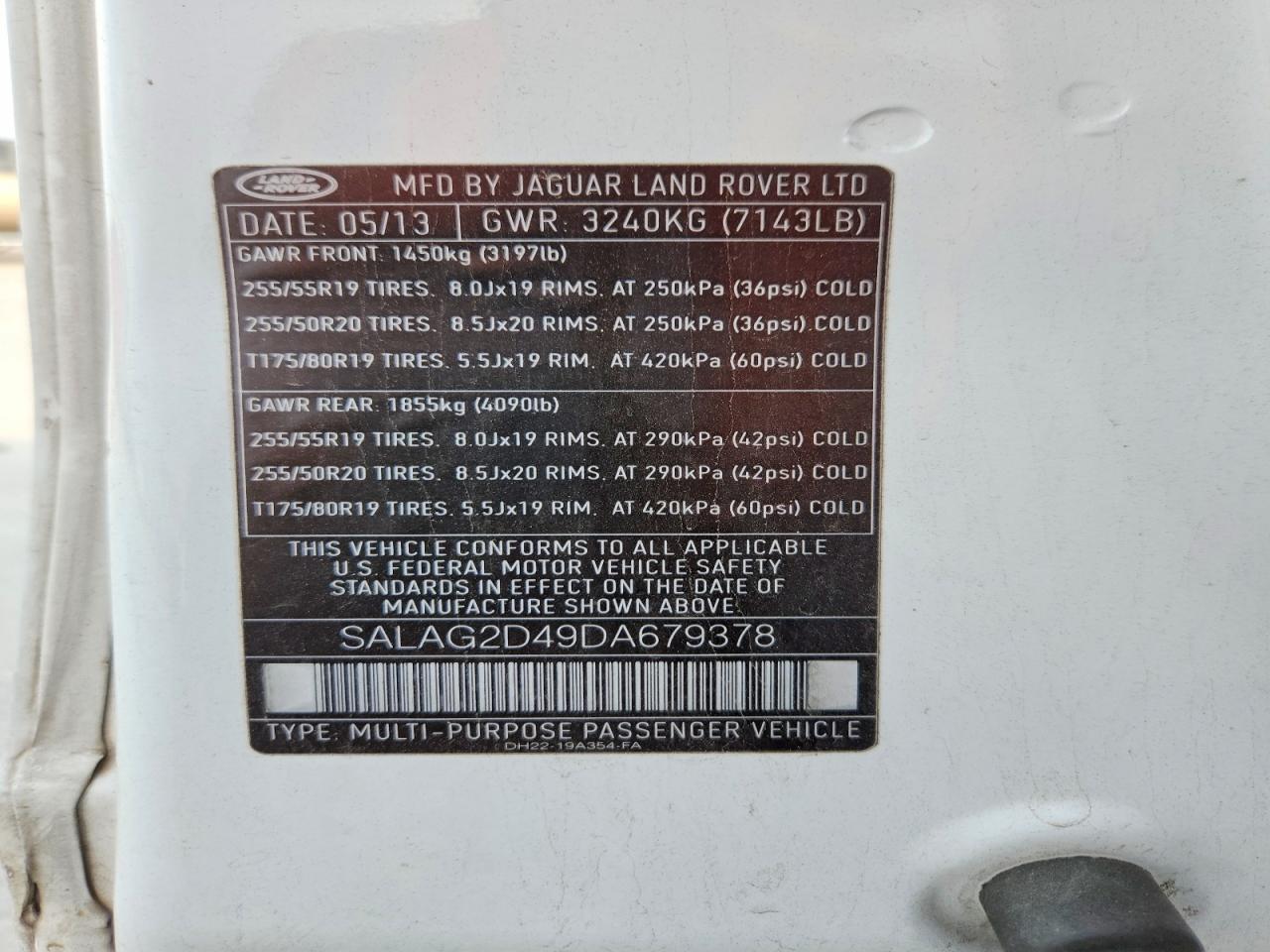 2013 LAND ROVER LR4 HSE photo 40