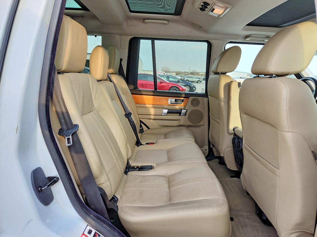 2013 LAND ROVER LR4 HSE photo 31