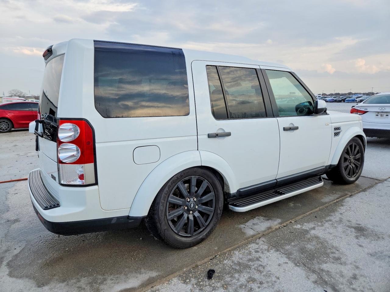 2013 LAND ROVER LR4 HSE photo 7