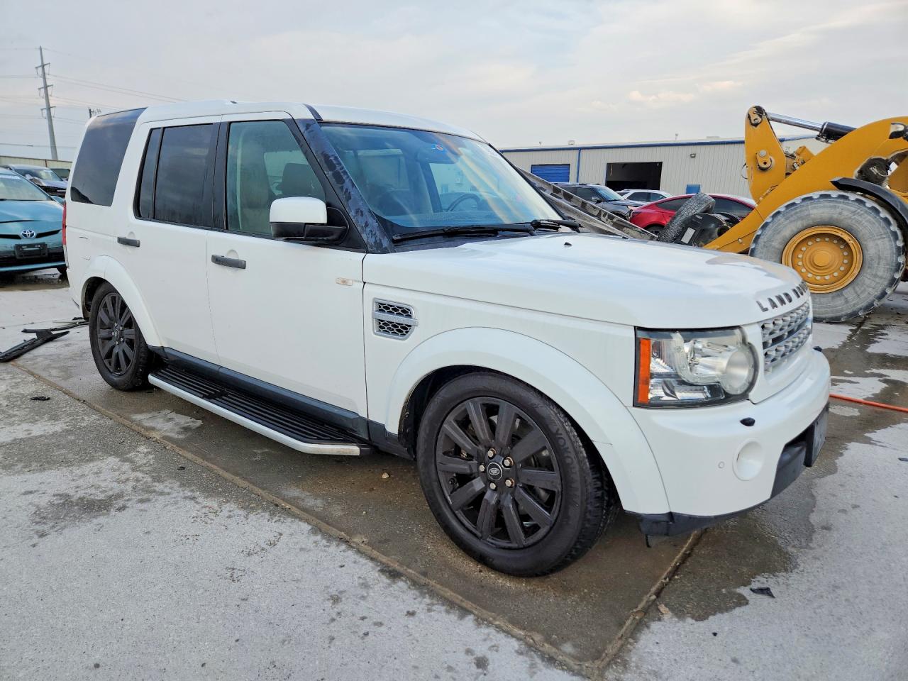 2013 LAND ROVER LR4 HSE photo 10