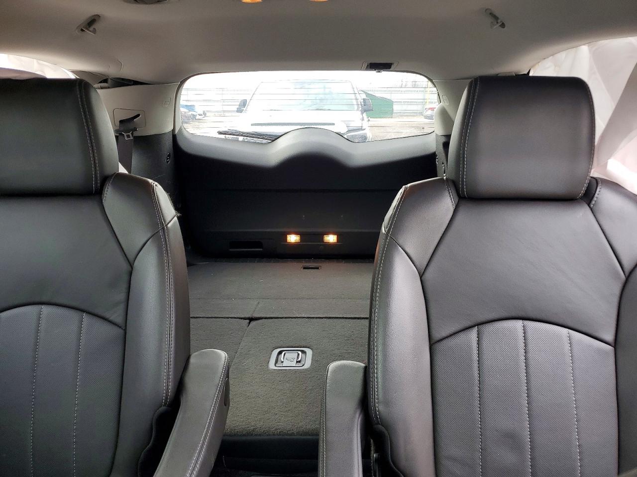 2016 BUICK ENCLAVE photo 10