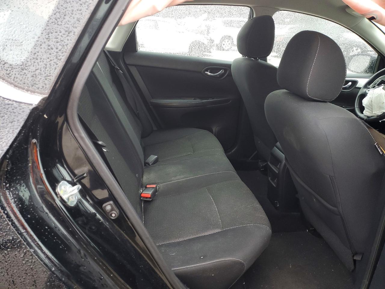2019 NISSAN SENTRA S photo 10