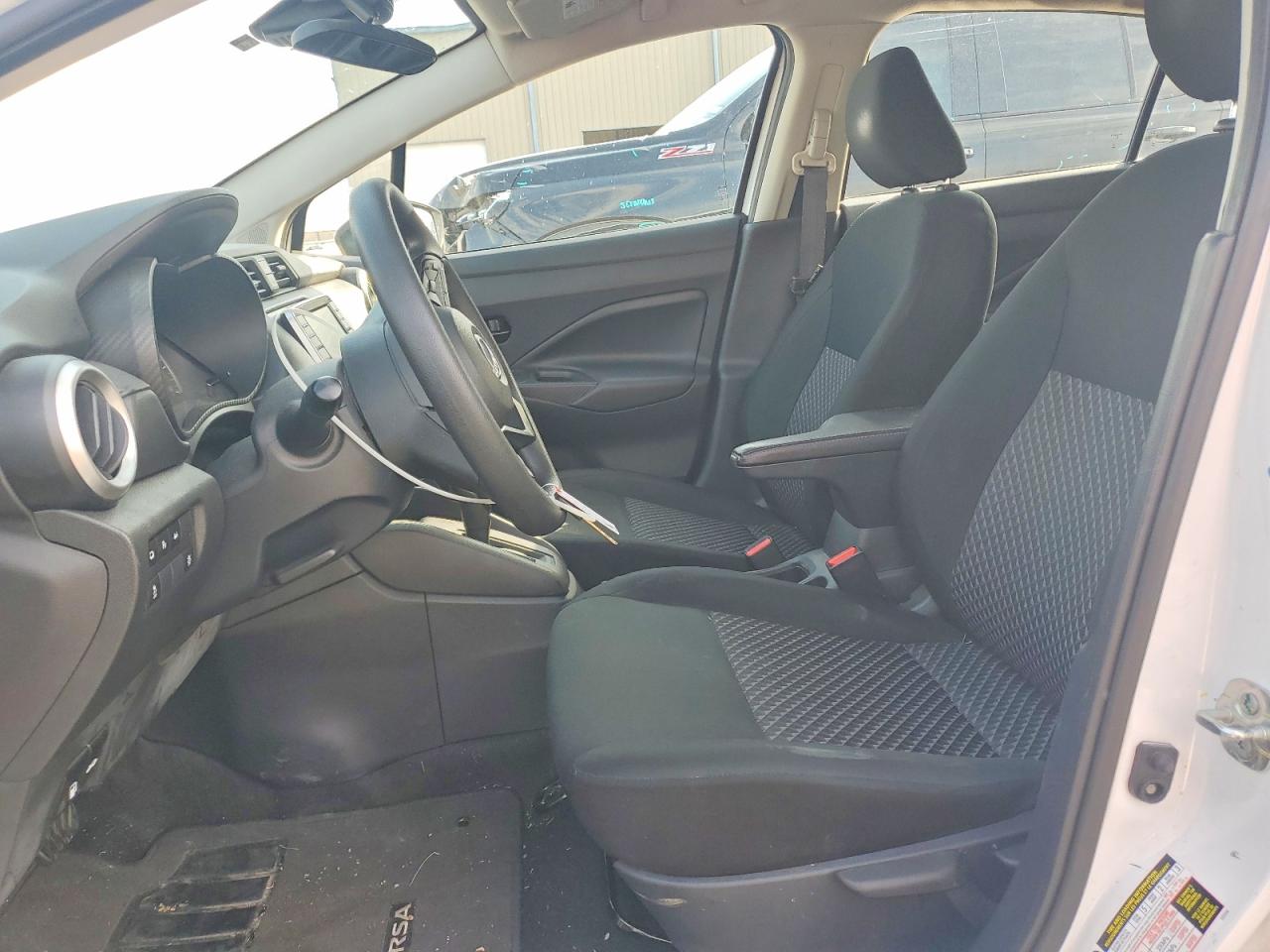 2024 NISSAN VERSA S photo 13