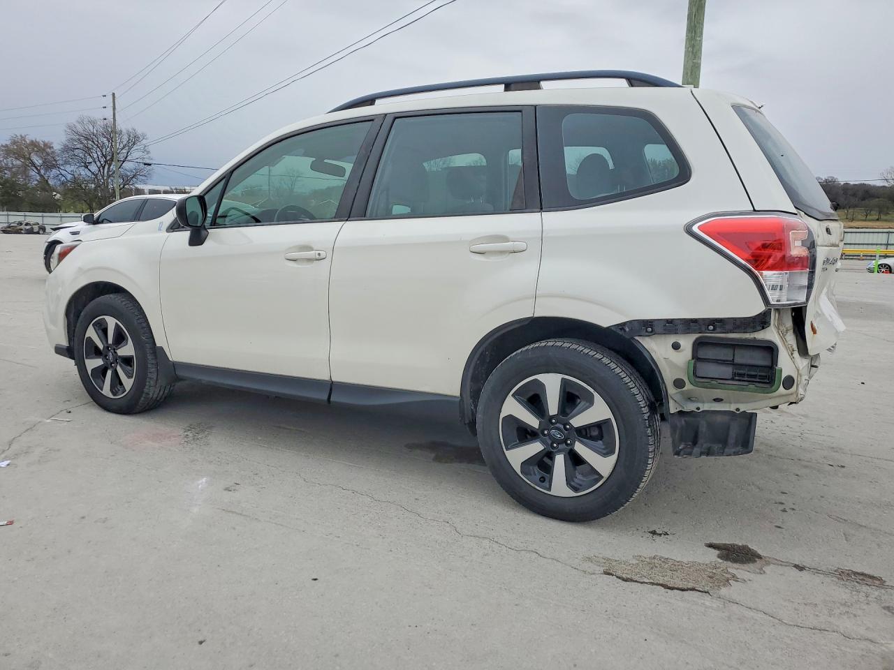 2018 SUBARU FORESTER 2.5I photo 2