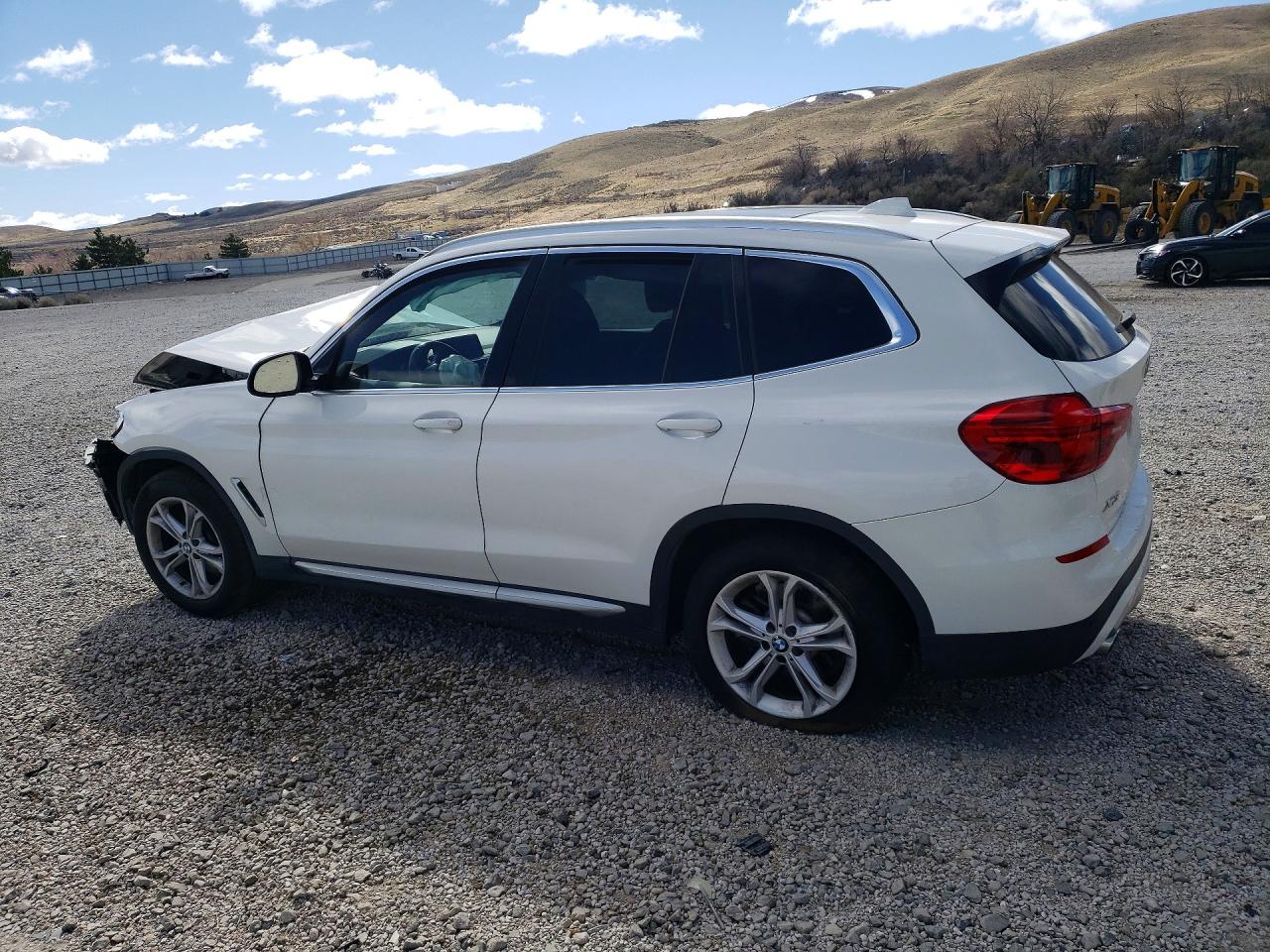 2019 BMW X3 XDRIVE30I photo 3