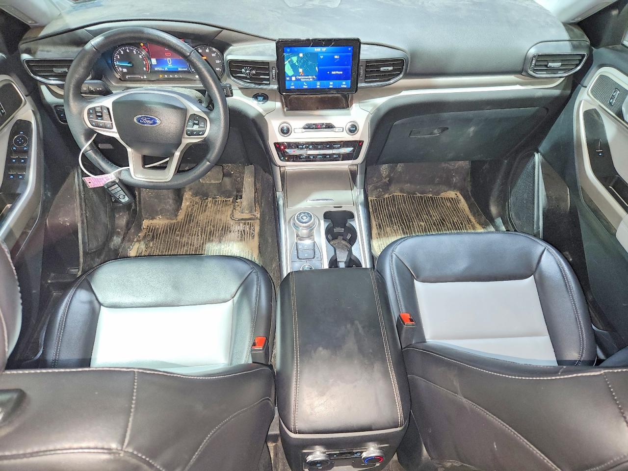 2023 FORD EXPLORER XLT photo 15