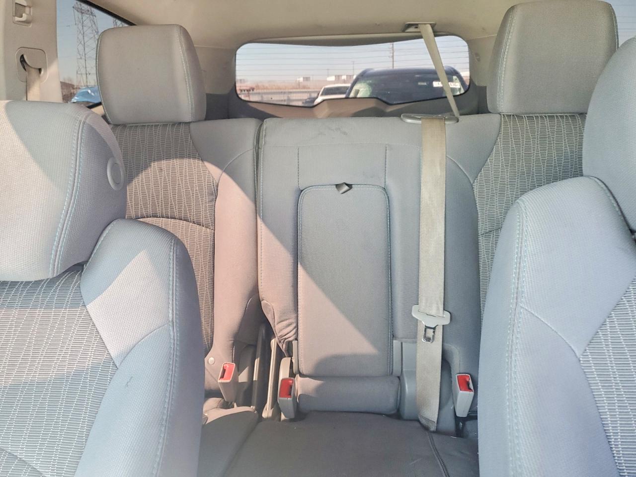 2014 CHEVROLET TRAVERSE LS photo 19