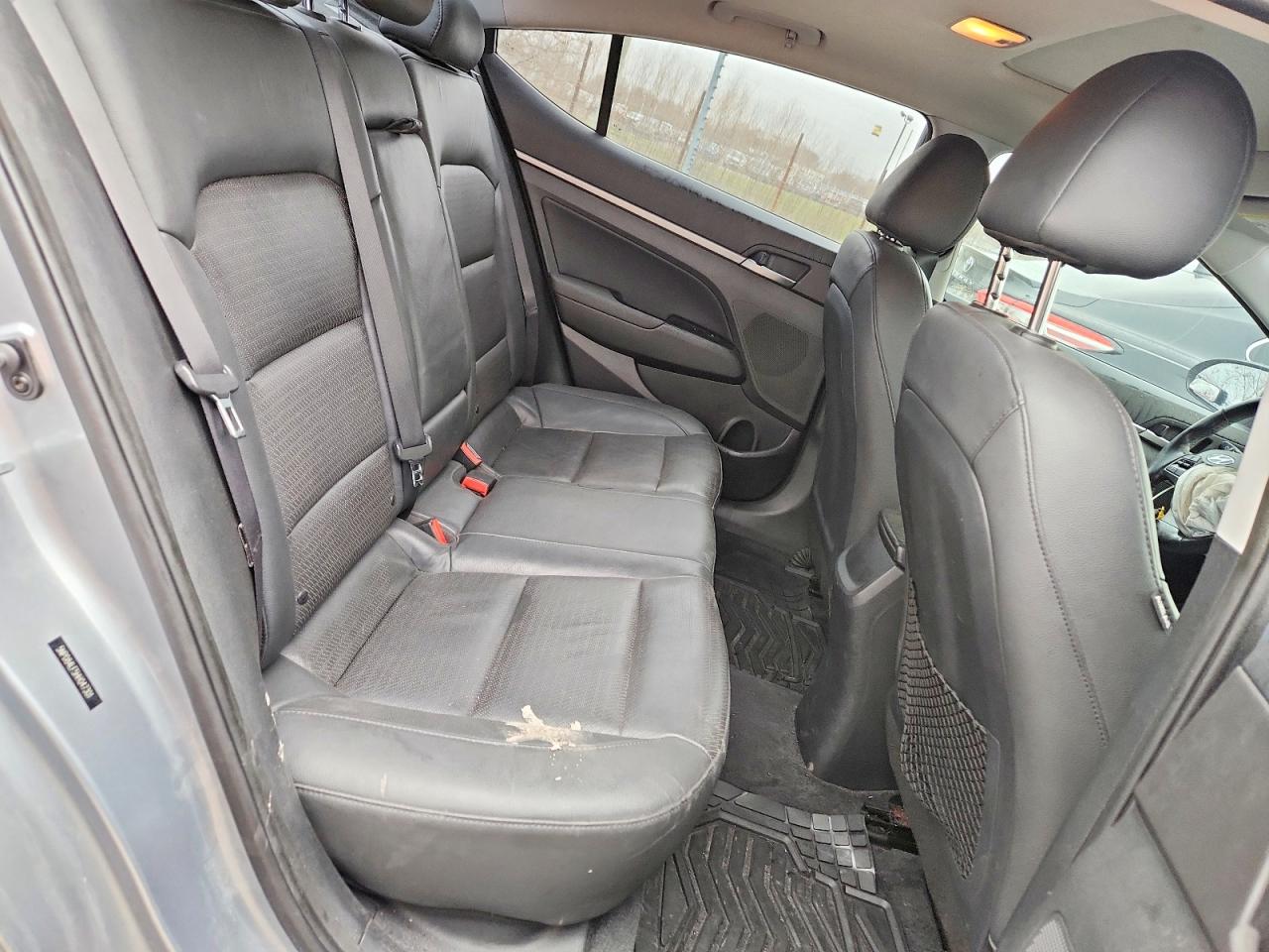 2017 HYUNDAI ELANTRA LIMITED photo 10