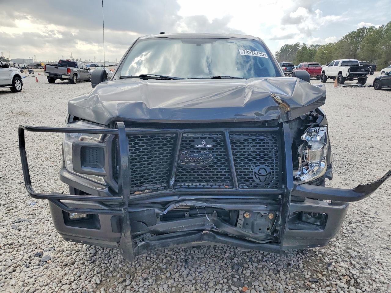 2018 FORD F150 SUPERCREW photo 9
