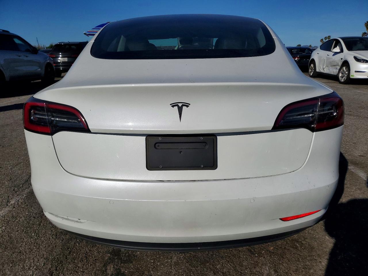 2022 TESLA MODEL 3 photo 11