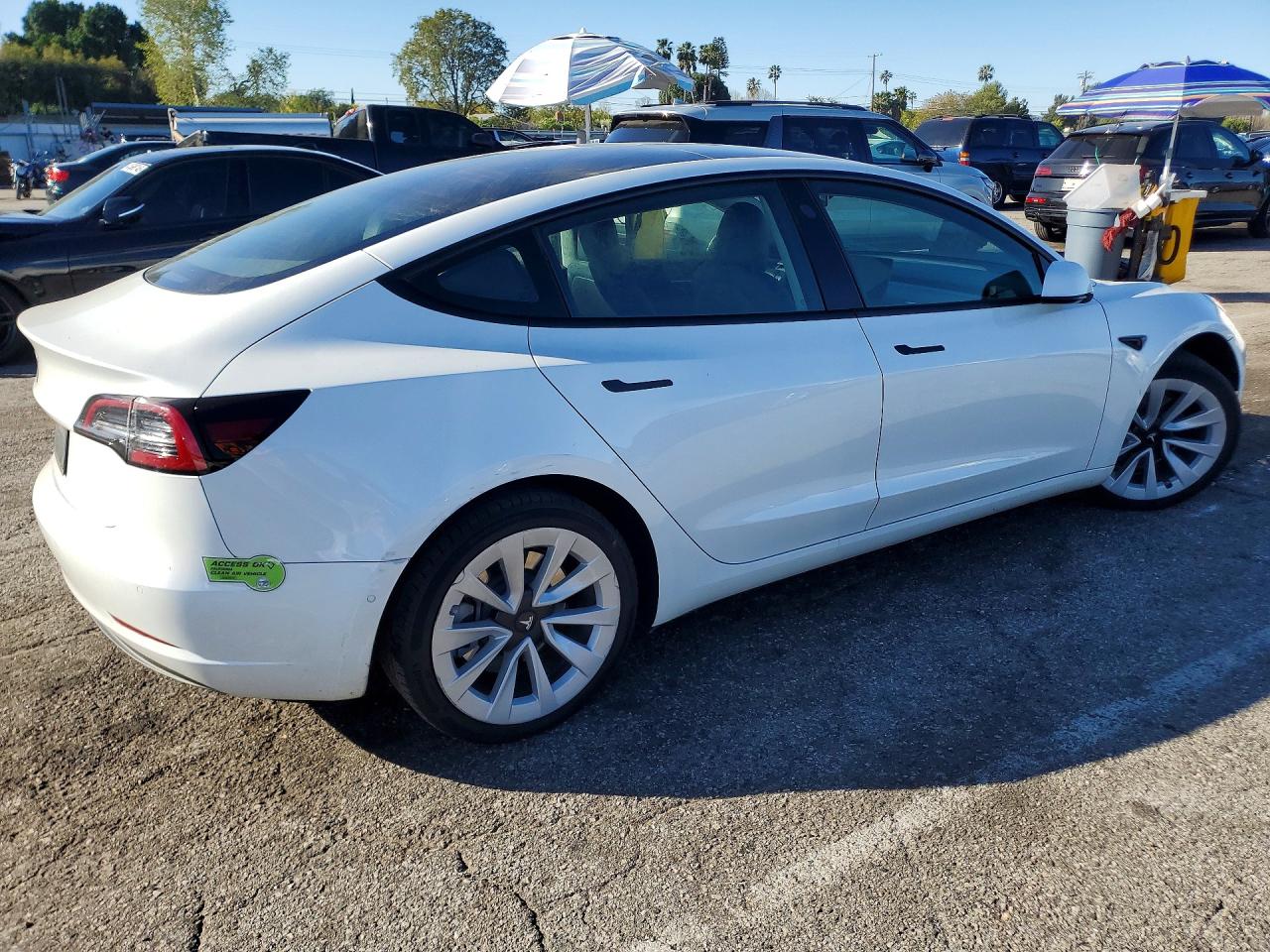 2022 TESLA MODEL 3 photo 5