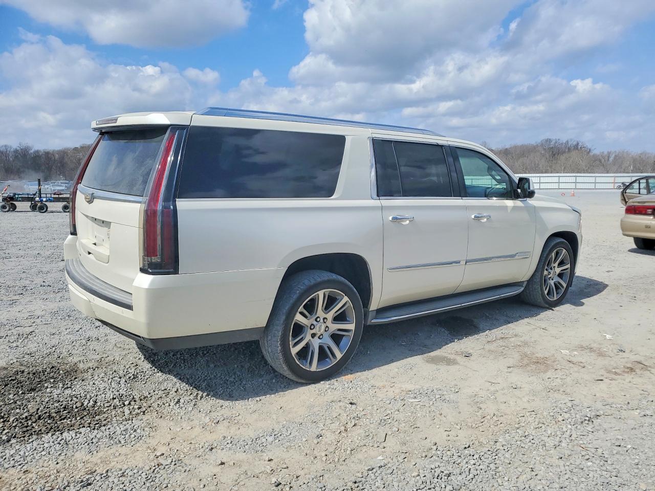 2015 CADILLAC ESCALADE ESV LUXURY photo 7