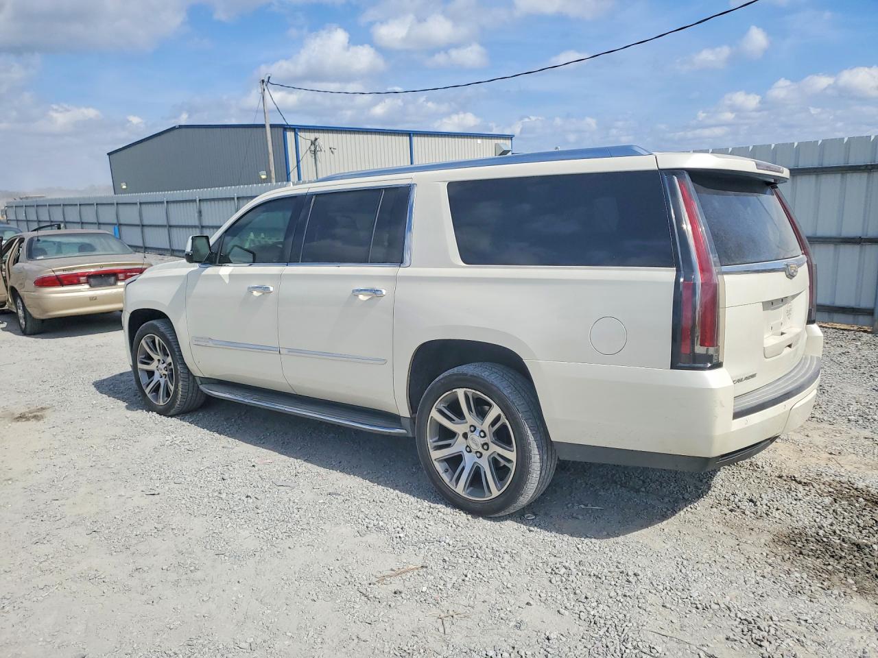2015 CADILLAC ESCALADE ESV LUXURY photo 4