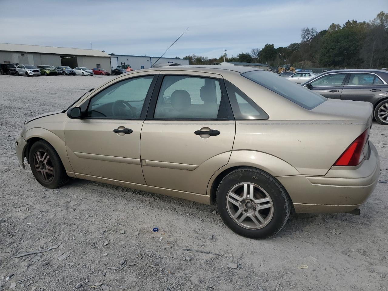 2002 FORD FOCUS SE photo 2