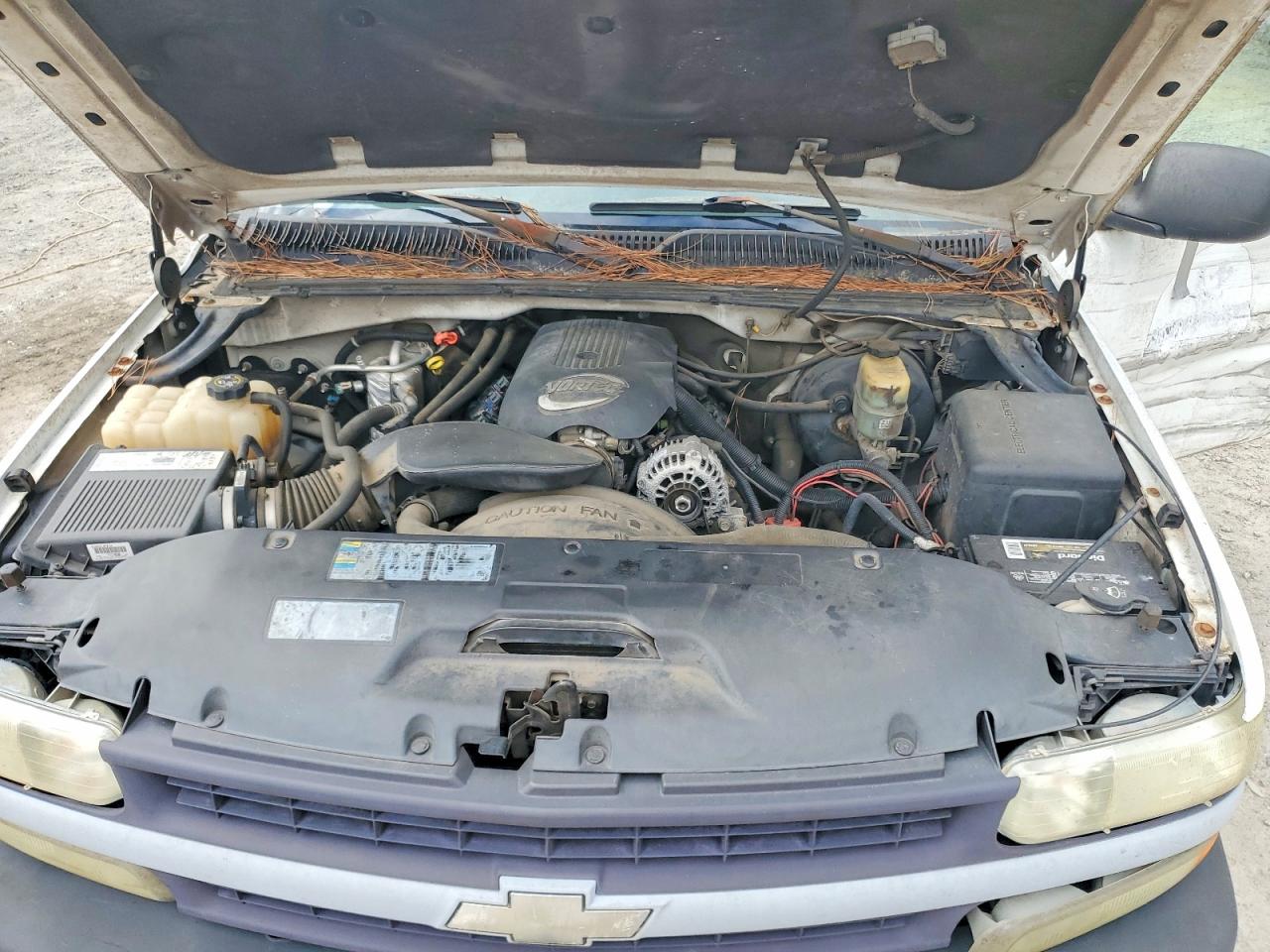2002 CHEVROLET SILVERADO C1500 photo 11