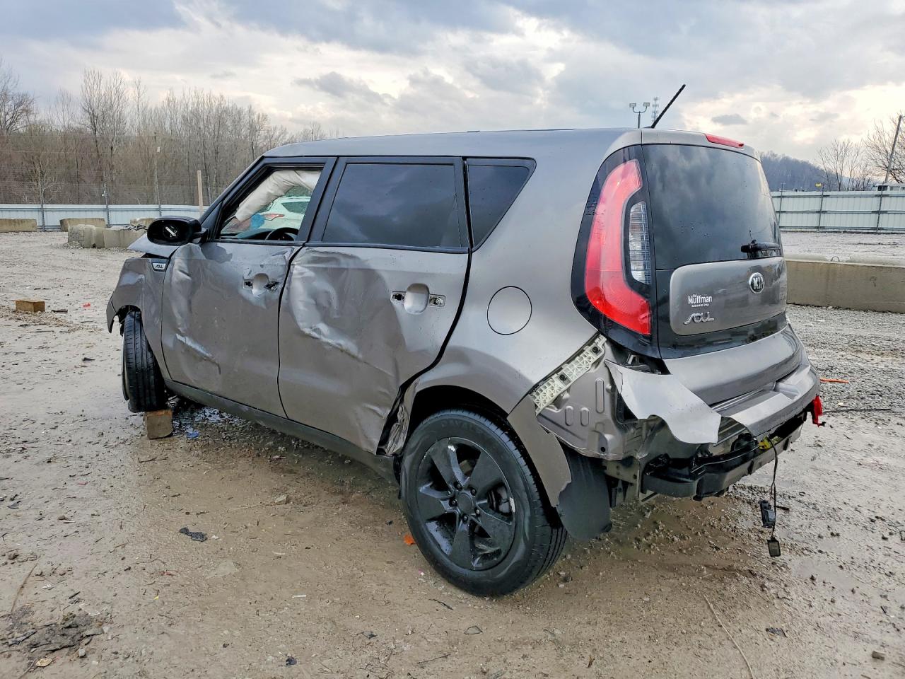 2017 KIA SOUL BASE photo 4