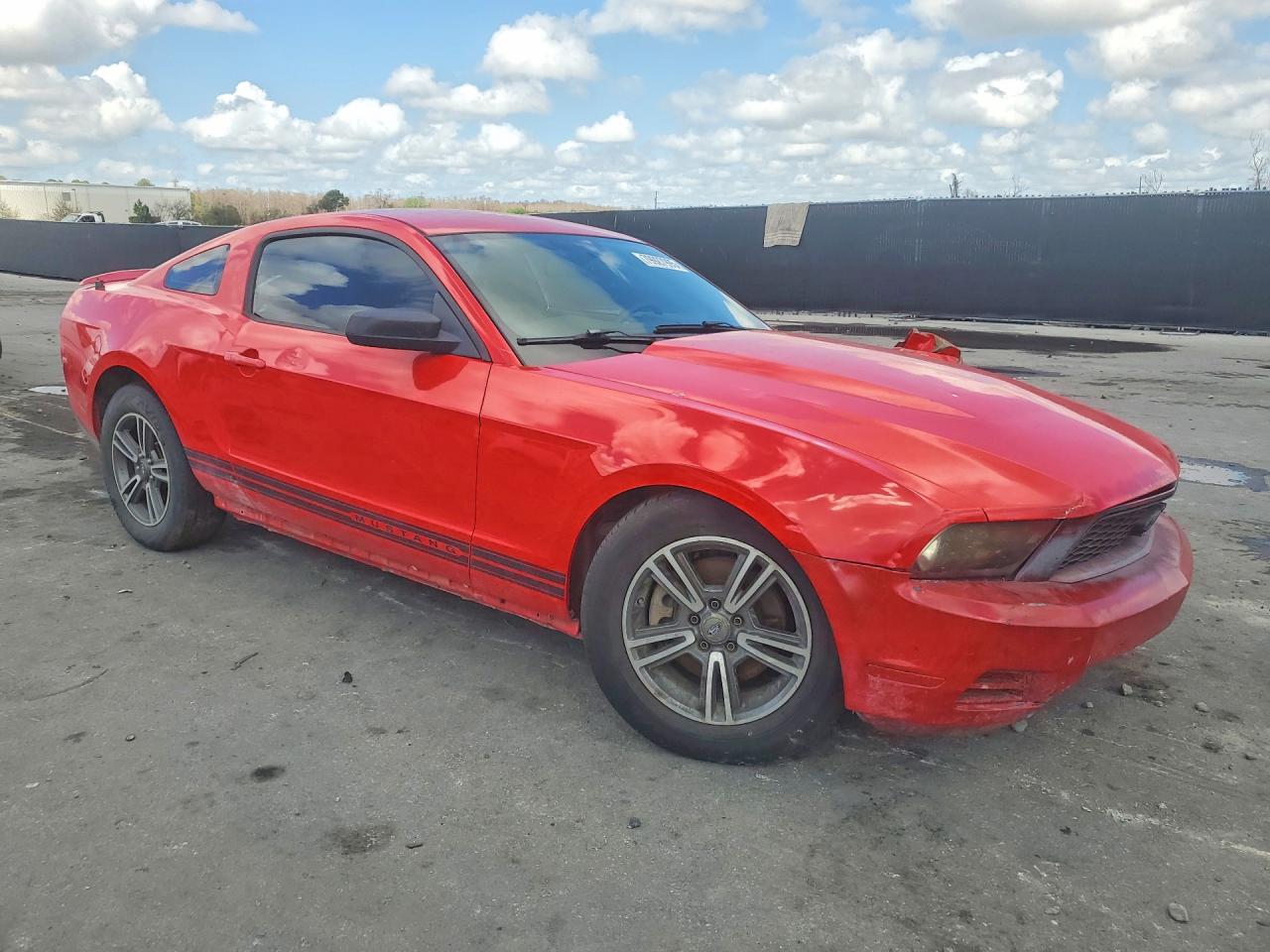 2012 FORD MUSTANG photo 7