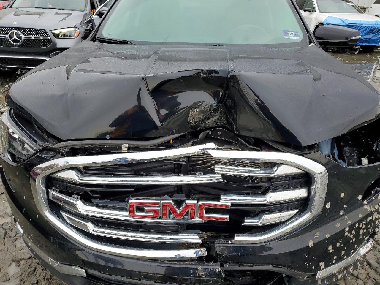 2019 GMC TERRAIN SLT photo 12