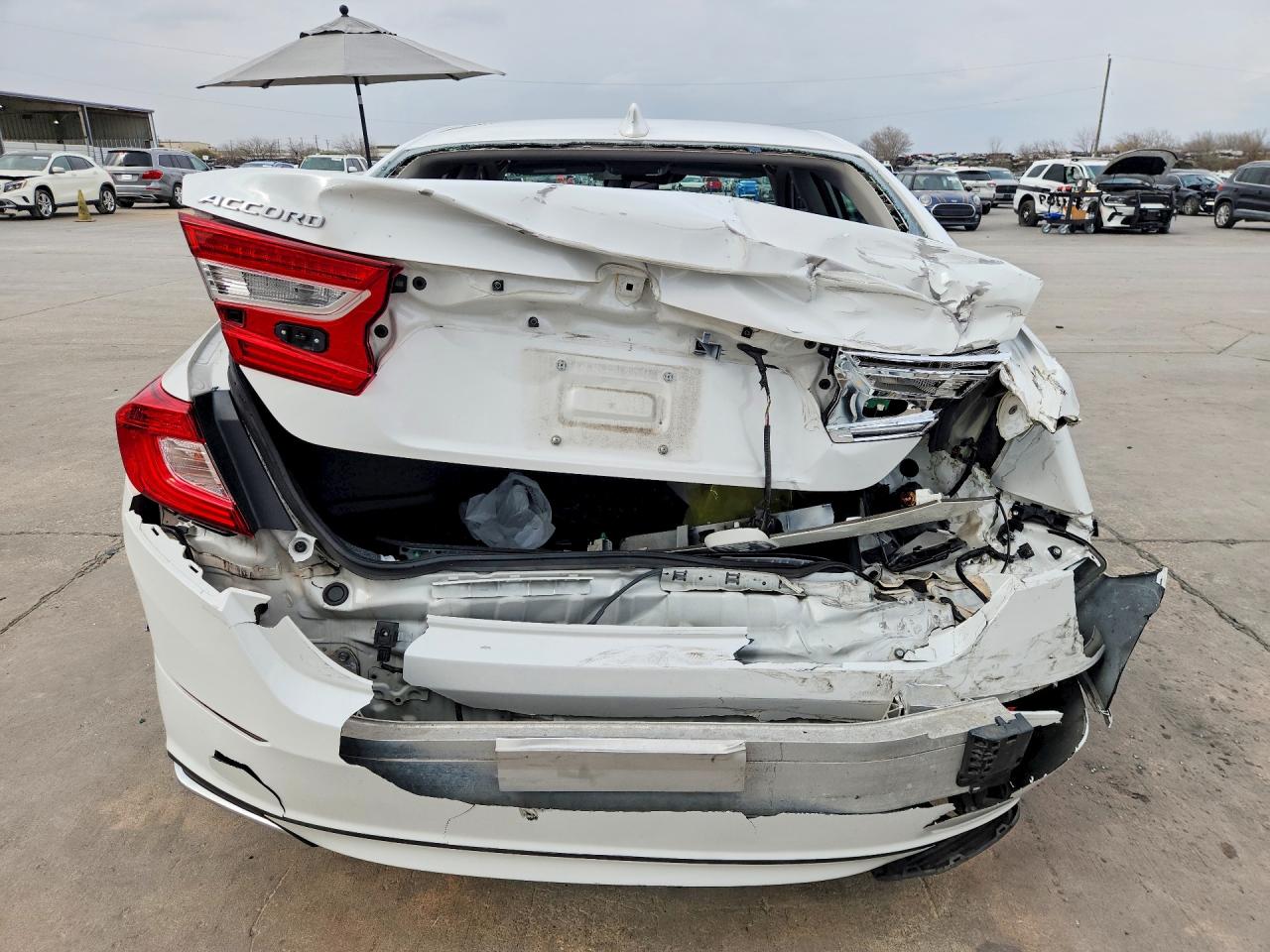 2018 HONDA ACCORD EXL photo 6