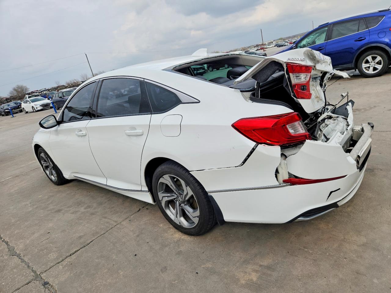 2018 HONDA ACCORD EXL photo 2