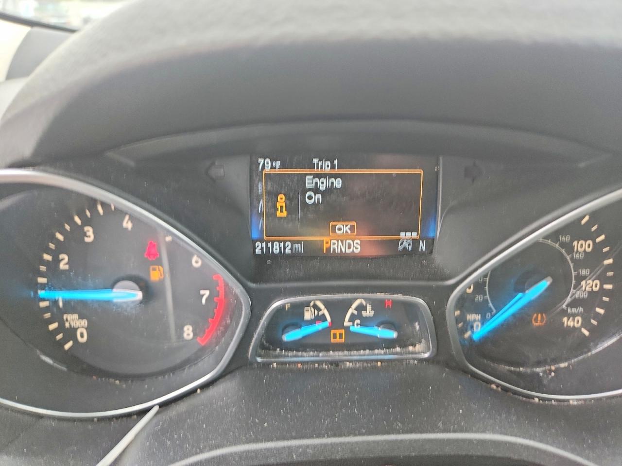 2017 FORD ESCAPE SE photo 9