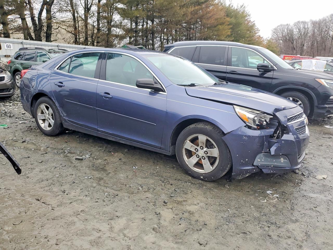2013 CHEVROLET MALIBU LS photo 4