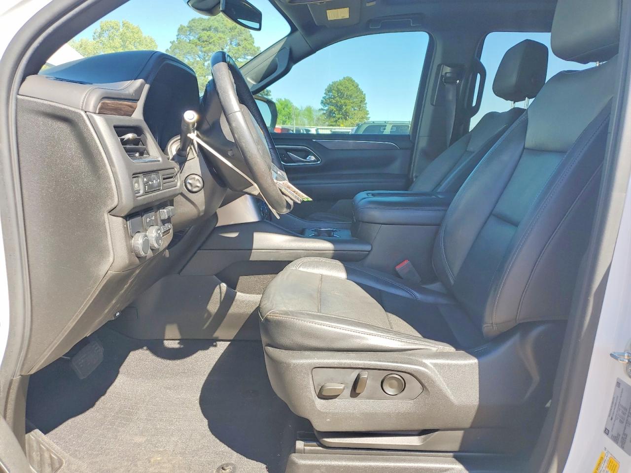 2021 CHEVROLET TAHOE C1500 LT photo 19