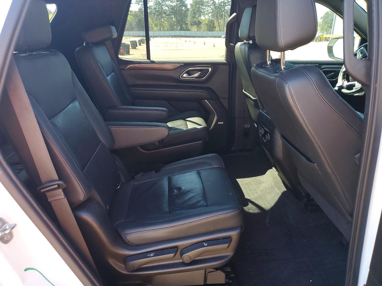 2021 CHEVROLET TAHOE C1500 LT photo 31
