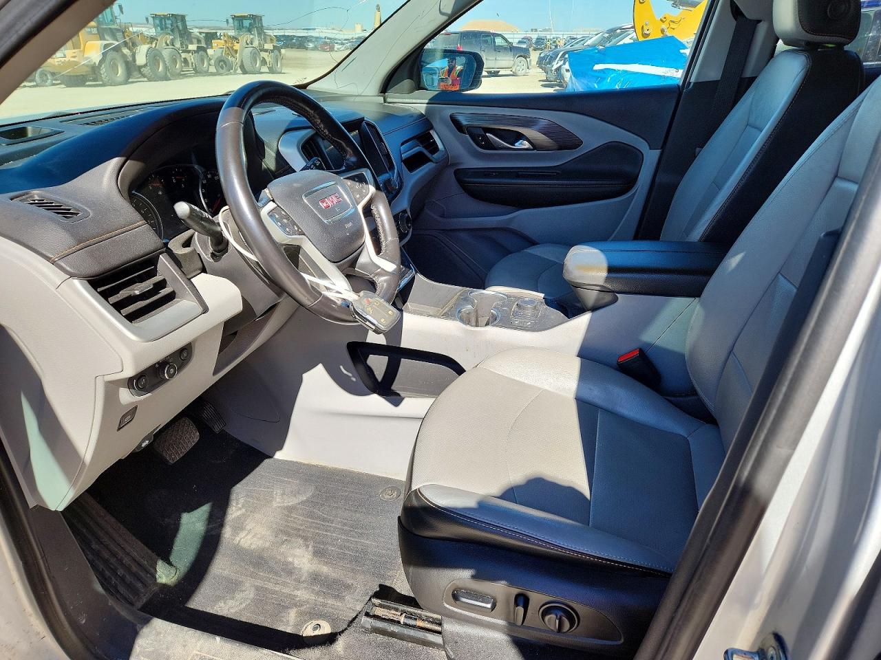2020 GMC TERRAIN SLT photo 7