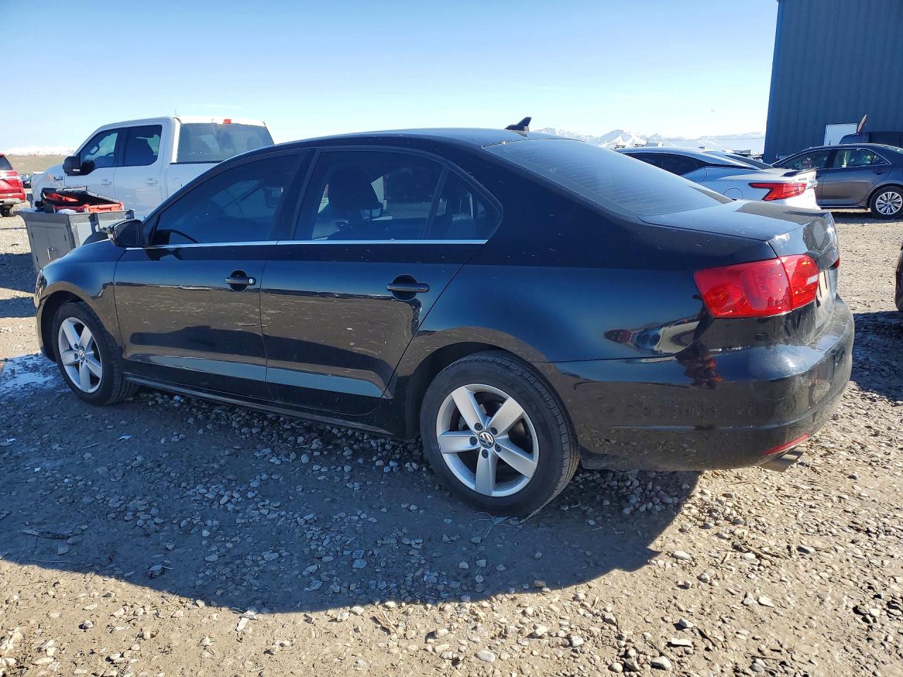 2014 VOLKSWAGEN JETTA TDI photo 2