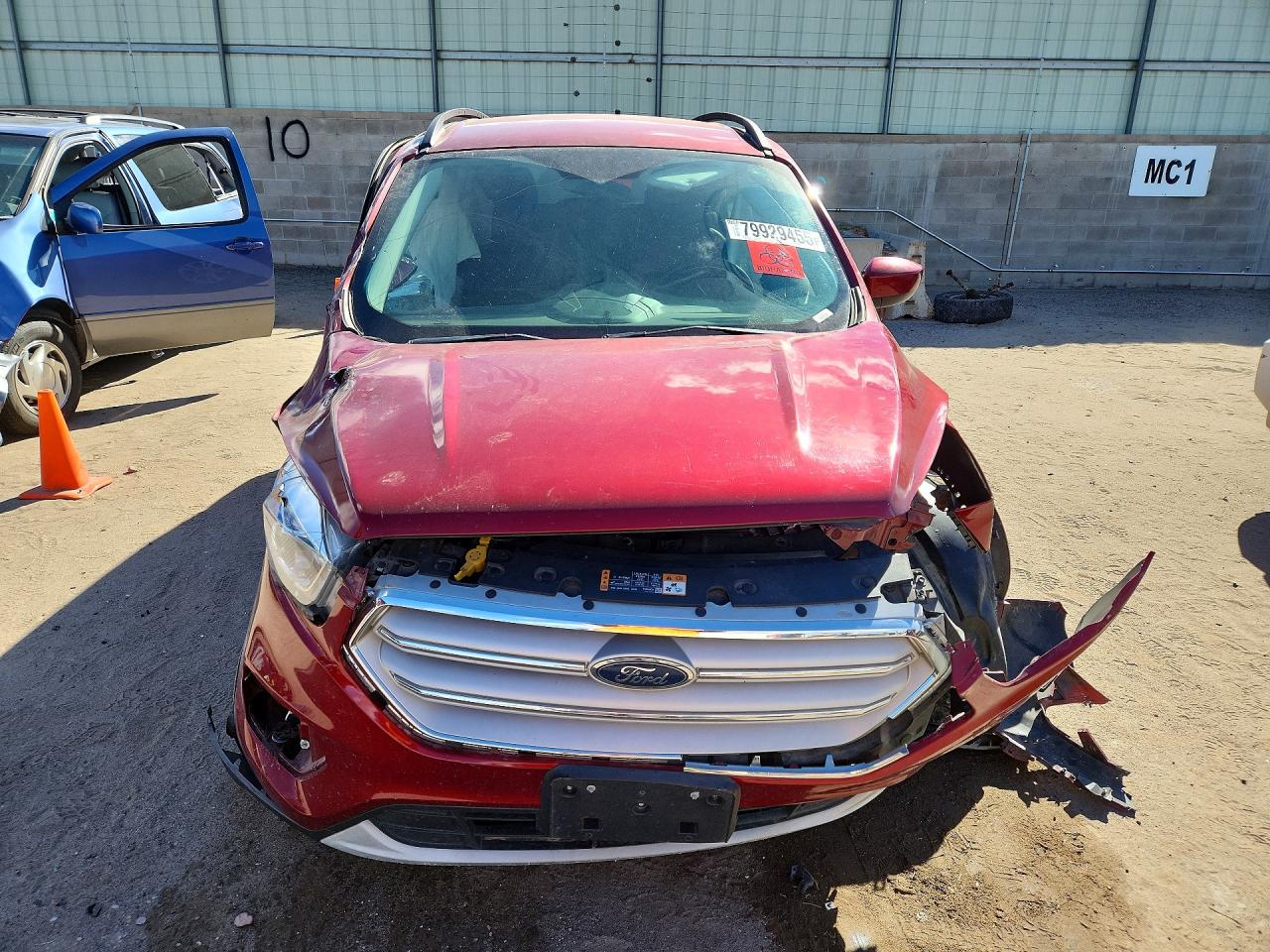 2019 FORD ESCAPE SEL photo 9