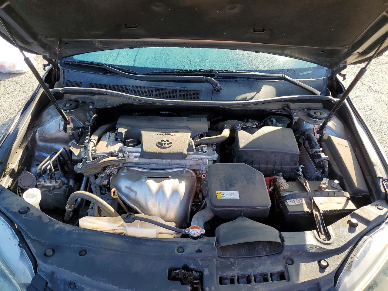 2016 TOYOTA CAMRY SE photo 21
