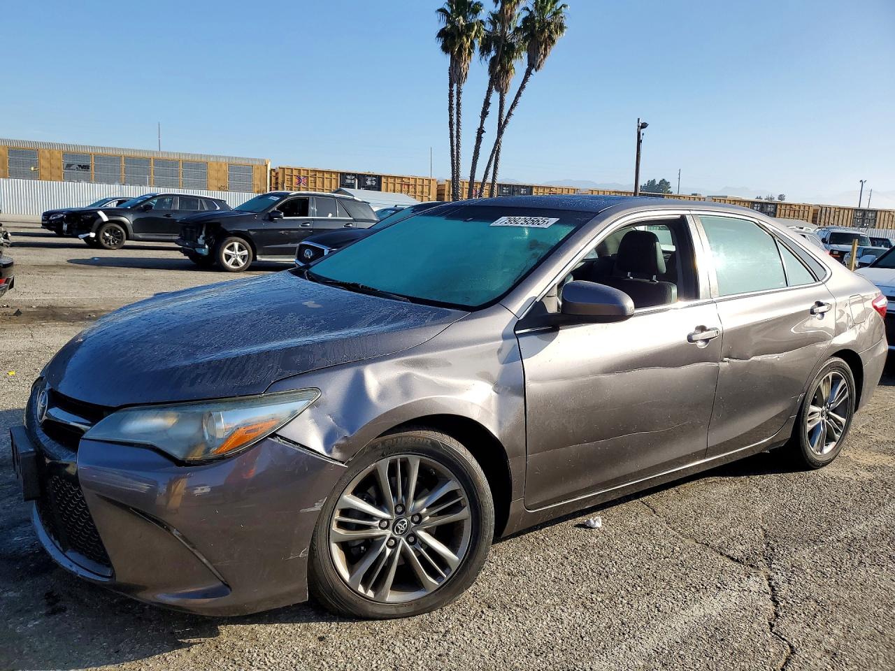 2016 TOYOTA CAMRY