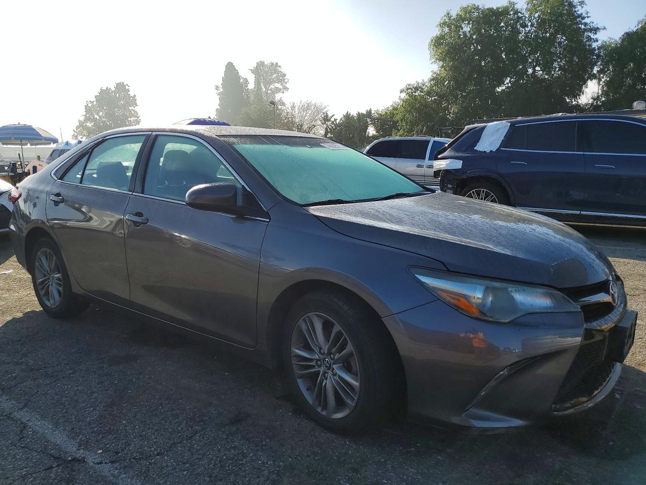 2016 TOYOTA CAMRY SE photo 7