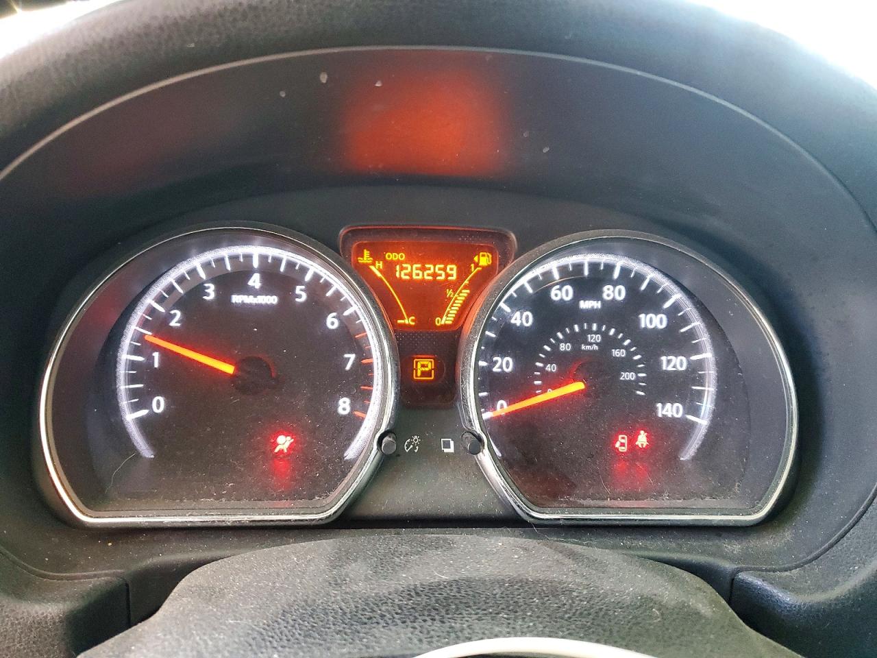 2014 NISSAN VERSA 1.6 SV photo 33