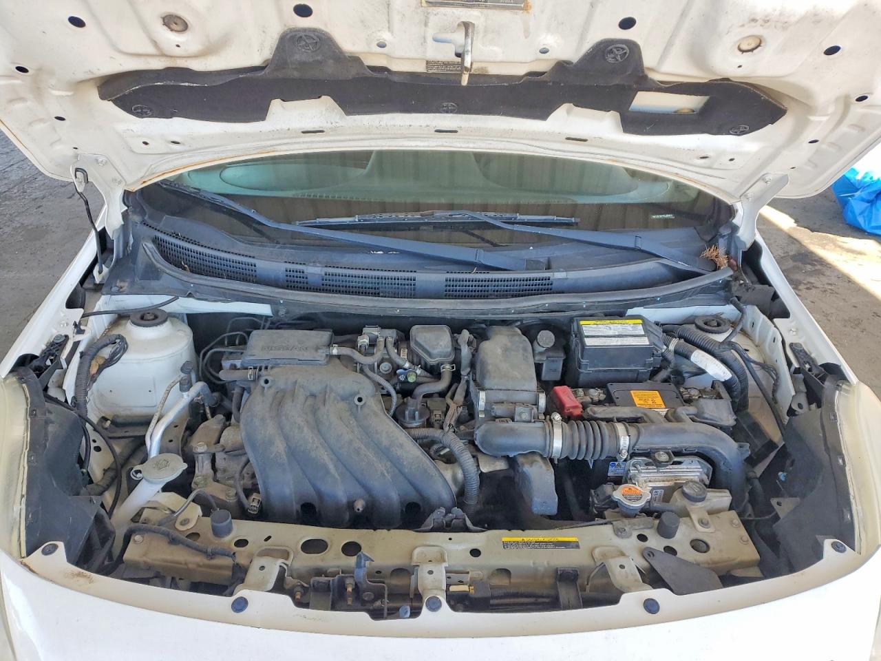 2014 NISSAN VERSA 1.6 SV photo 41