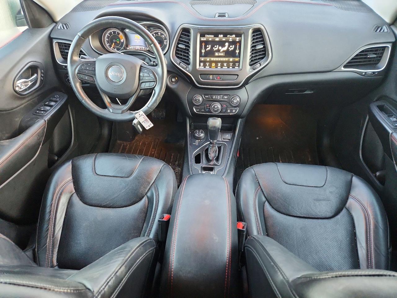 2019 JEEP CHEROKEE TRAILHAWK photo 8