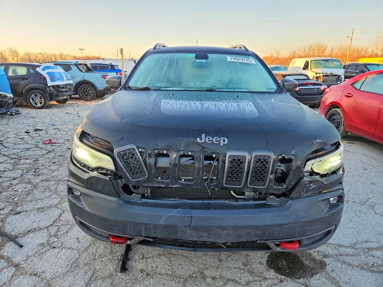 2019 JEEP CHEROKEE TRAILHAWK photo 5