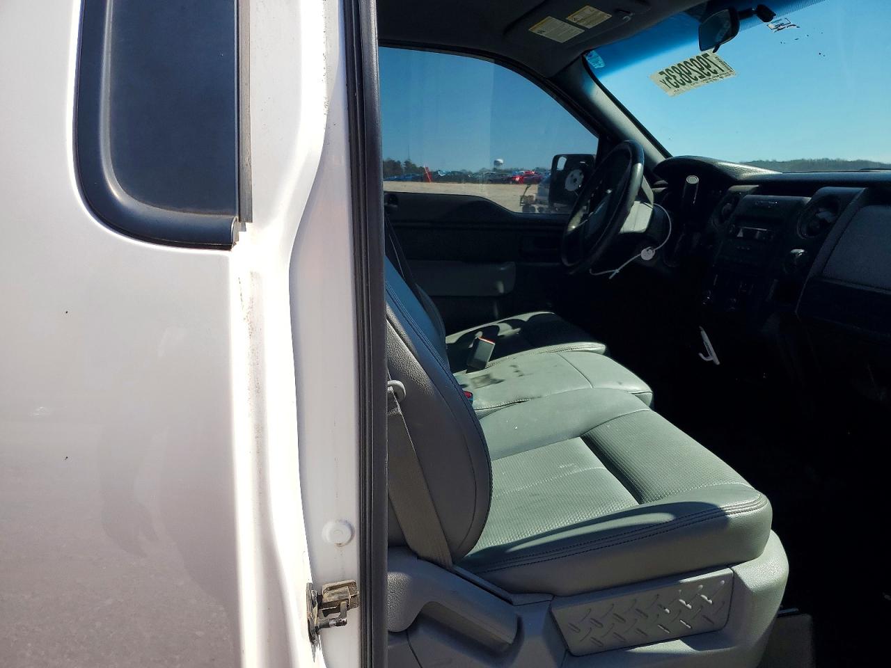 2014 FORD F150 photo 10