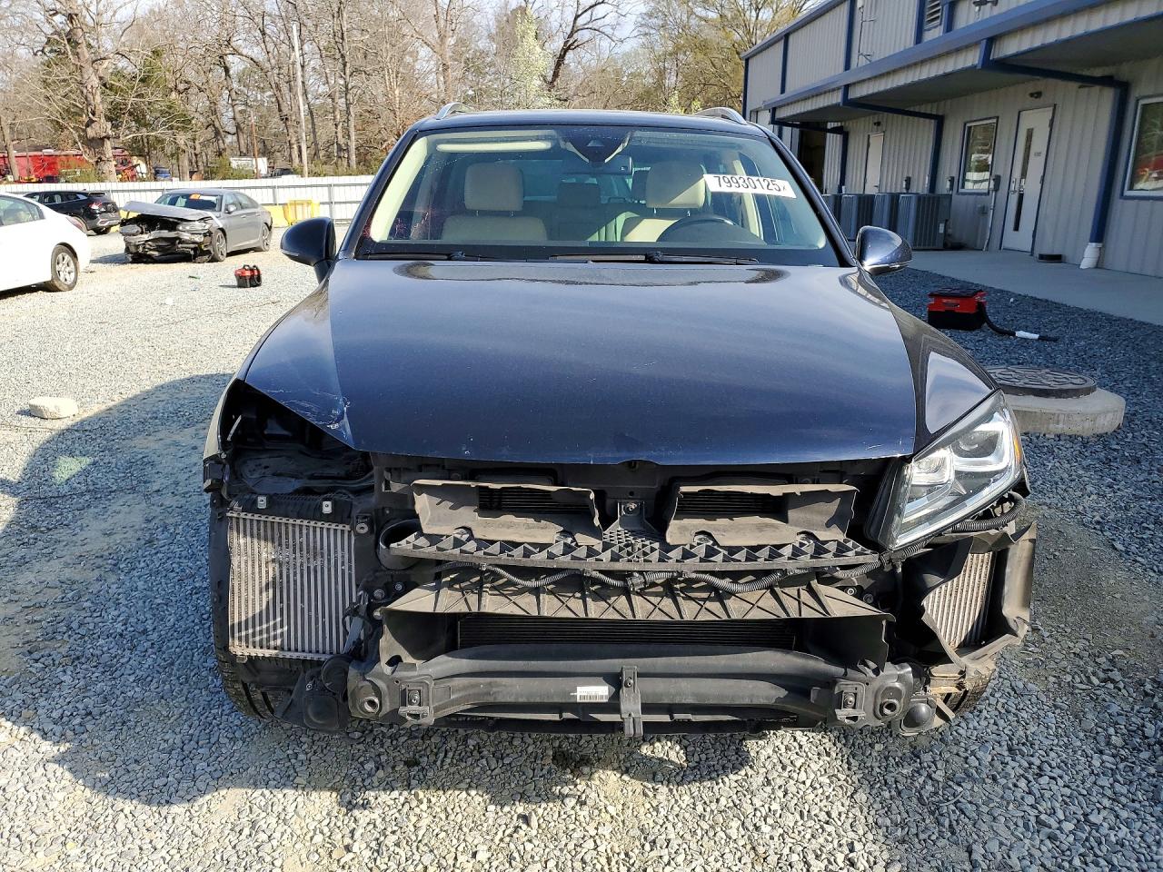 2016 VOLKSWAGEN TOUAREG TDI photo 5