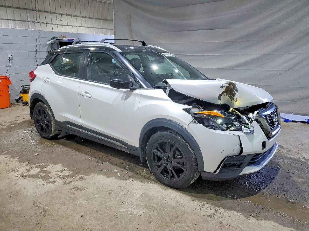 2020 NISSAN KICKS photo 7