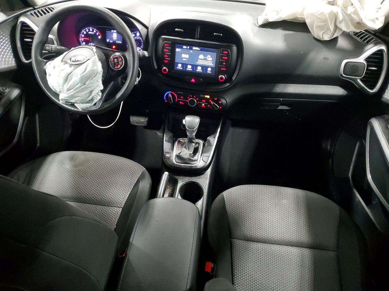 2020 KIA SOUL LX photo 22