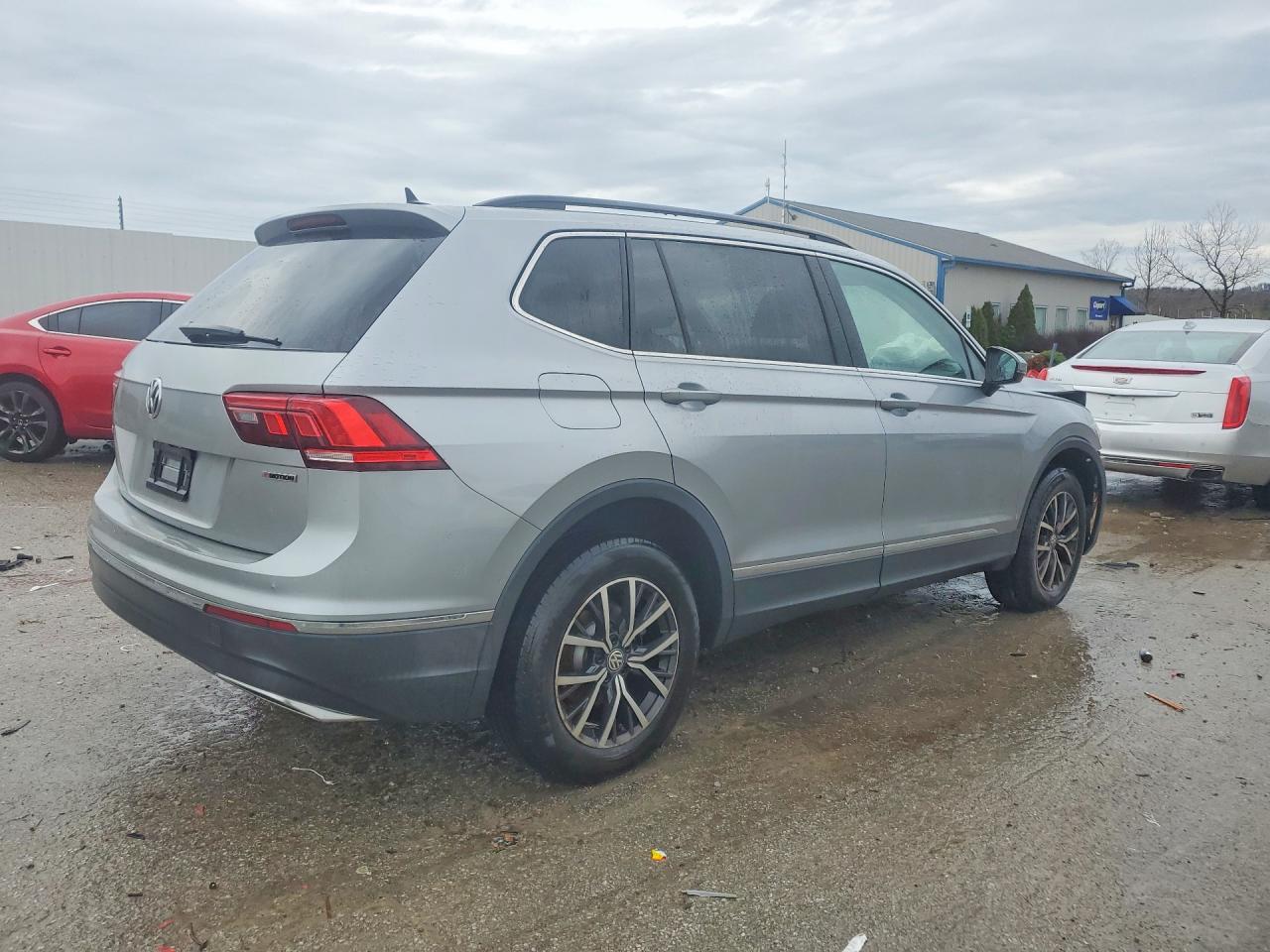 2020 VOLKSWAGEN TIGUAN SE photo 5